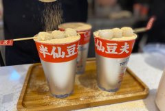 過氣的餐飲小吃品牌，通過設(shè)計(jì)策劃一年連開3000家，半仙豆夫如何做到的？
